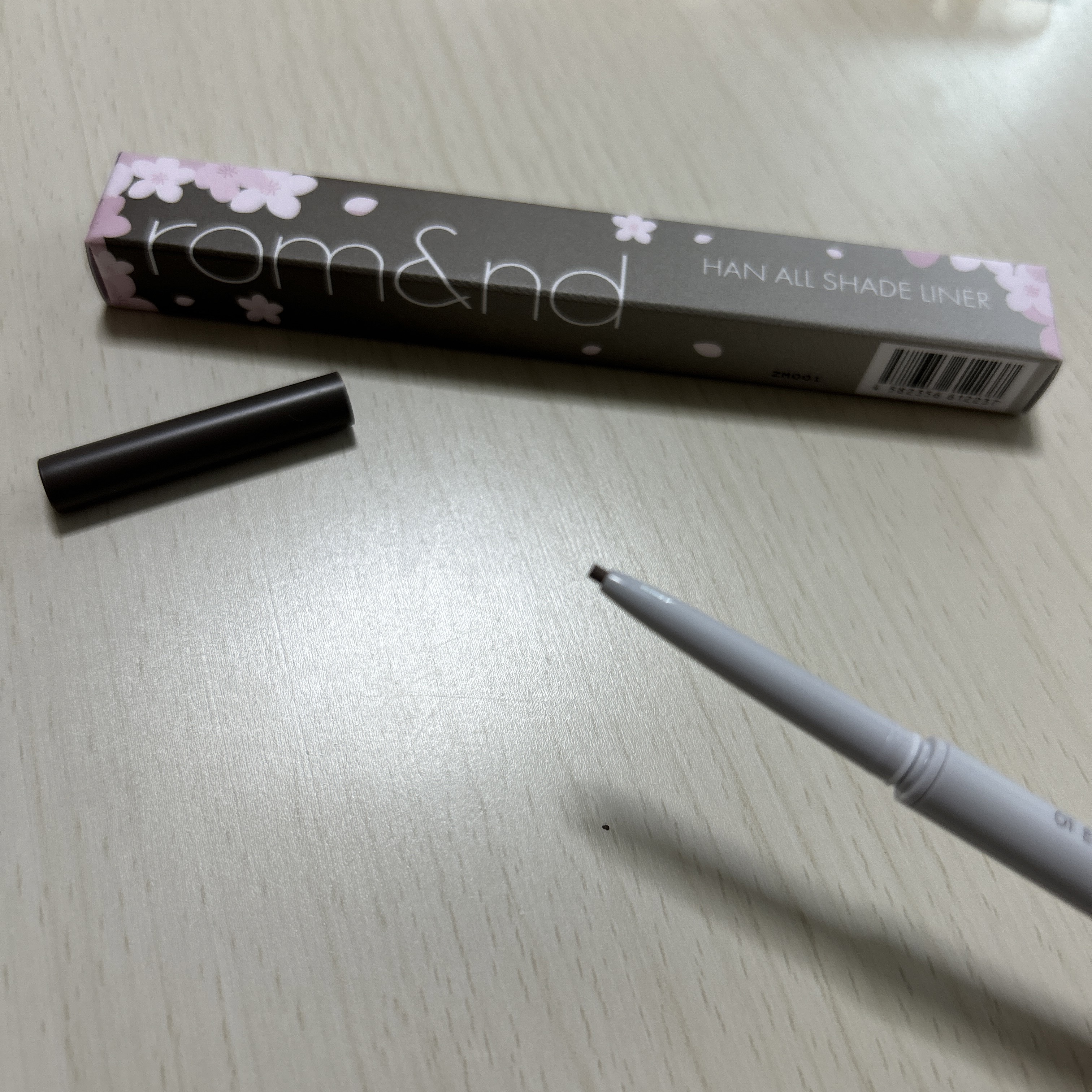 ハンオールシェードライナー/rom&nd/ペンシルアイライナーを使ったクチコミ（2枚目）