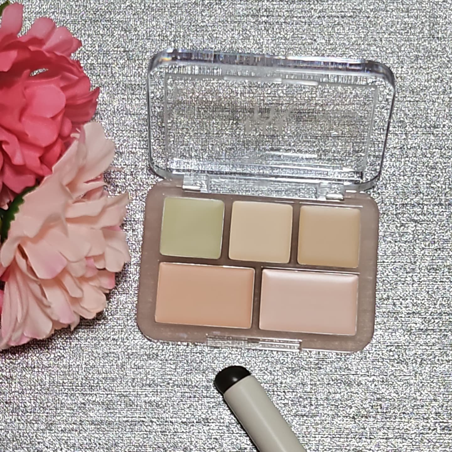 コンシールブレンダーパレット/LUNA/パレットコンシーラーを使ったクチコミ（2枚目）