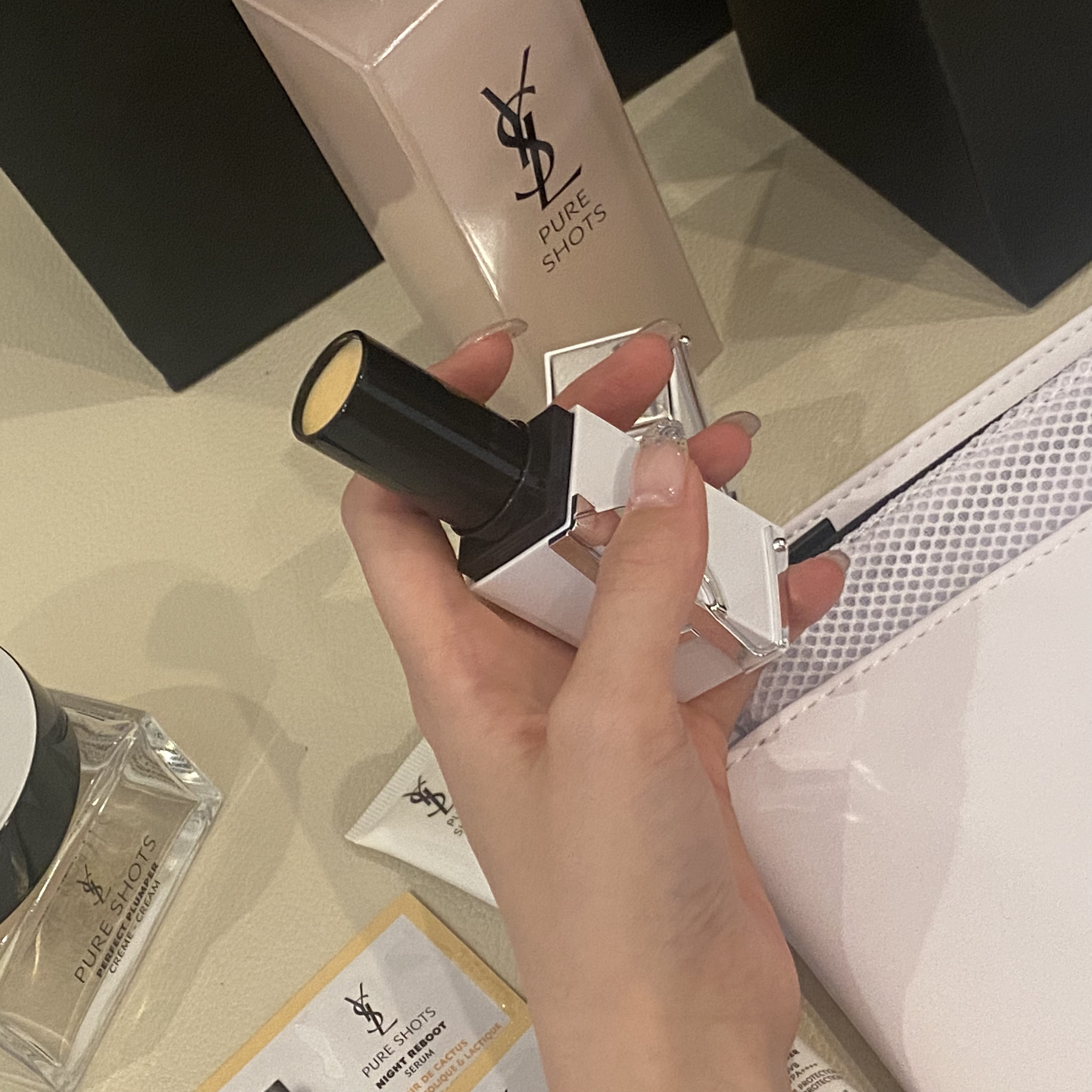 ピュアショット ナイト リチャージセラム/YVES SAINT LAURENT BEAUTE/美容液を使ったクチコミ（3枚目）