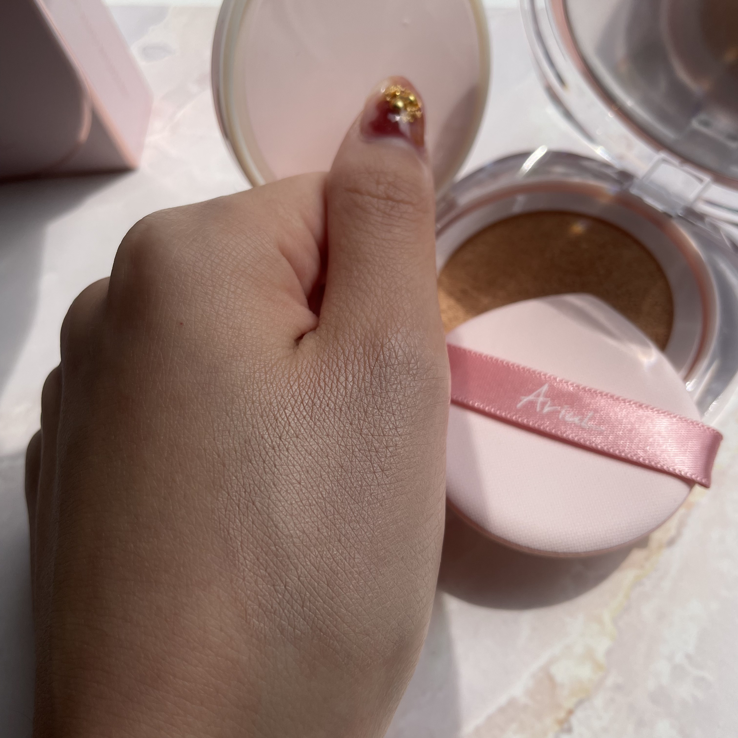 アリウル インクフェザーカバーラスティングクッション/Ariul/クッションファンデーションを使ったクチコミ（3枚目）