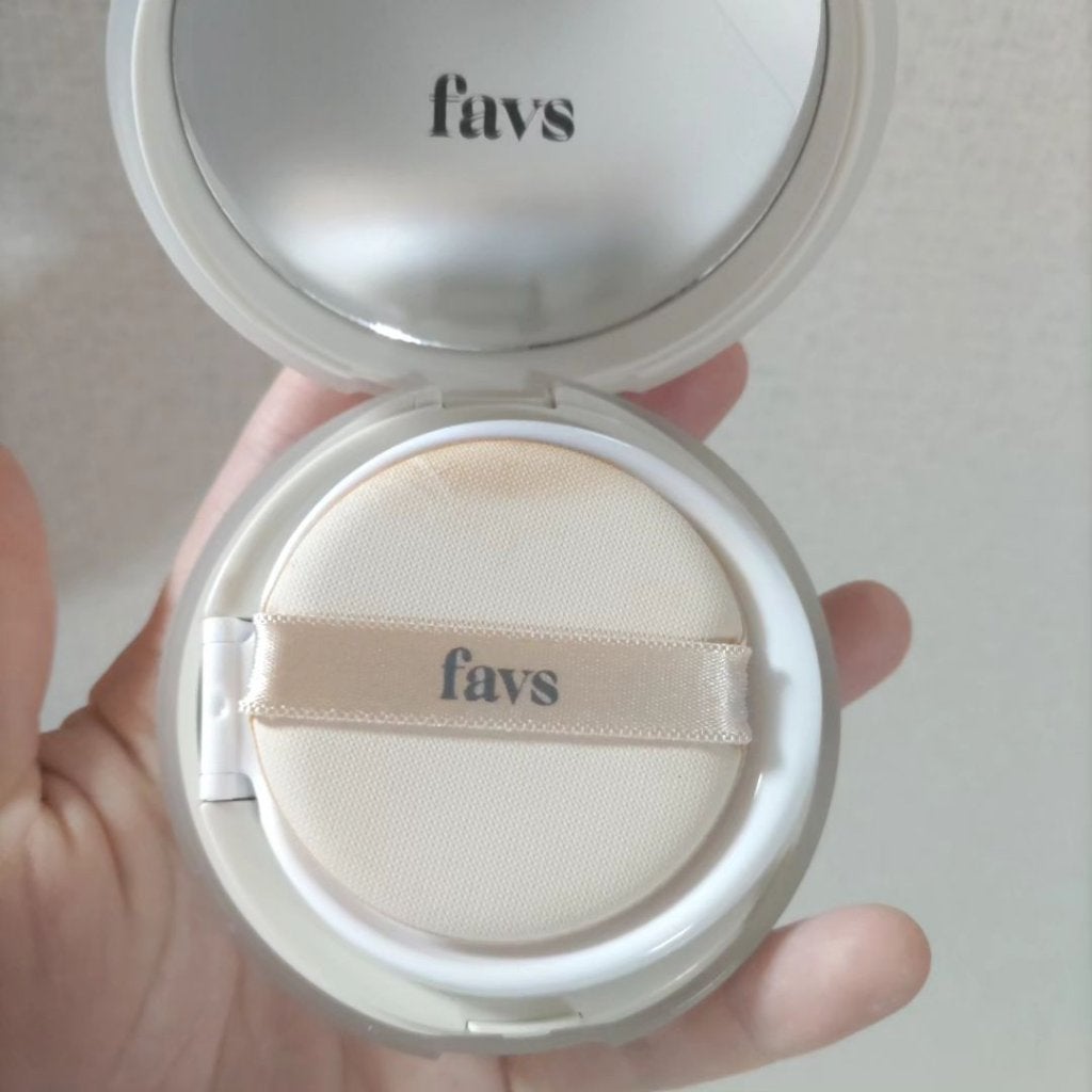 カーミンググロウアップクッションファンデーション/favs/リキッドファンデーションを使ったクチコミ(2枚目)