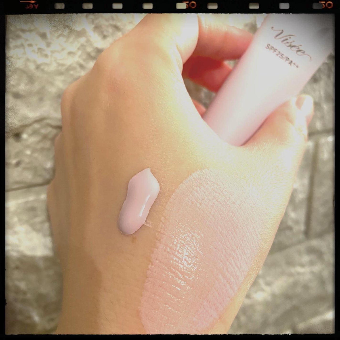 トーンアップ スキン デザイナー/Visée/化粧下地を使ったクチコミ(2枚目)