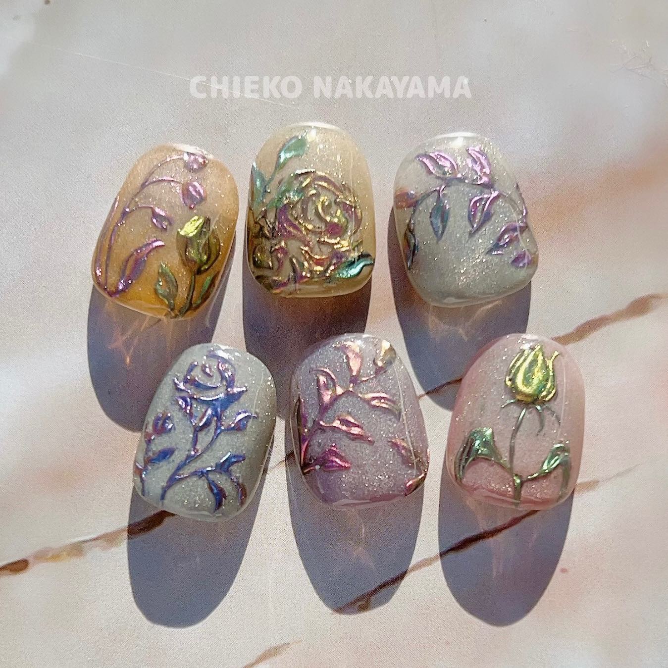 なかやまちえこ on LIPS 「あきのねいる🍁⠀⠀#nail#nails#nailart#ネイ..」(2枚目)