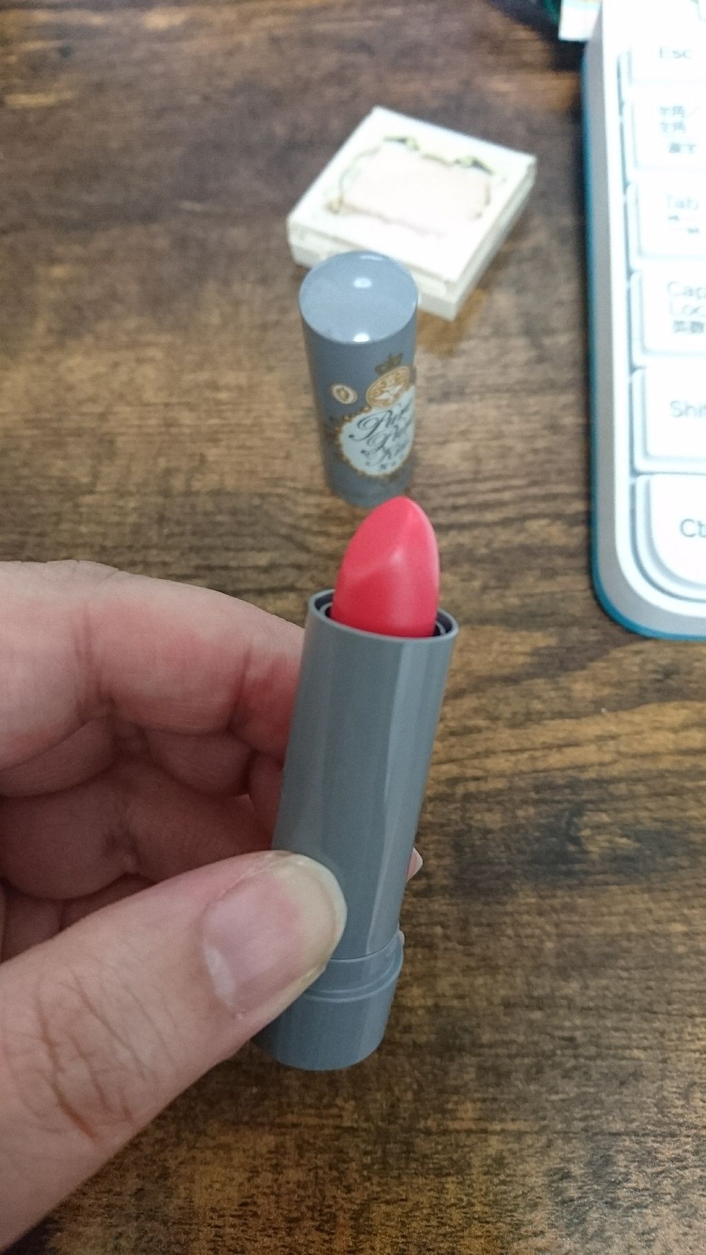 ピュア・ピュア・キッス NEO/MAJOLICA MAJORCA/口紅を使ったクチコミ(2枚目)