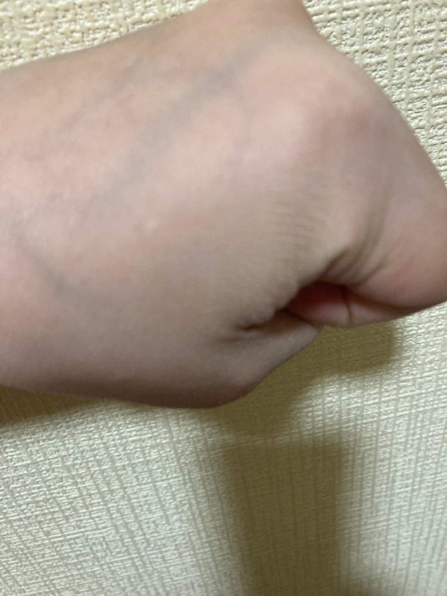 すっぴんパウダーC スリーピームーンの香り/クラブ/プレストパウダーを使ったクチコミ(4枚目)