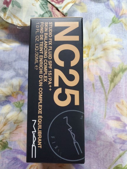 スタジオフィックス フルイッド SPF 15/M・A・C/リキッドファンデーションを使ったクチコミ(1枚目)