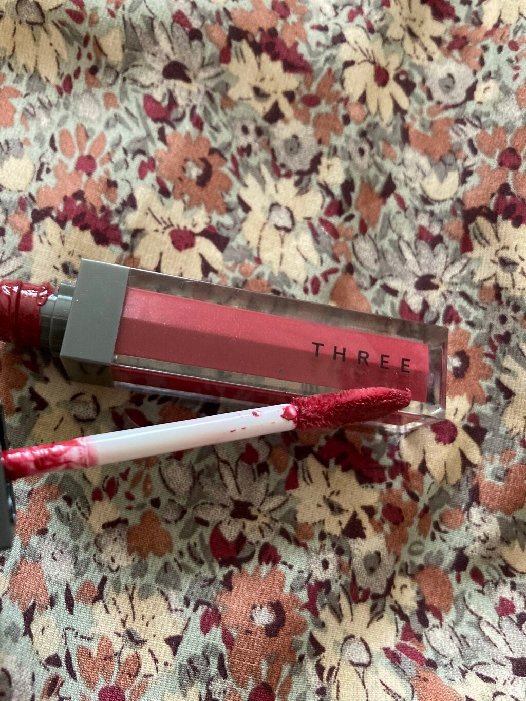 リリカルリップブルーム/THREE/口紅を使ったクチコミ(2枚目)