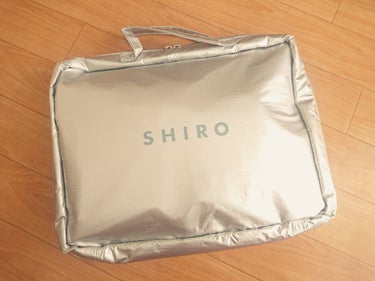 SHIRO ゆずハンドクリーム 2023のクチコミ「SHIROのアドベントカレンダー2023。

新商品、復刻商品、定番商品を
合計24品集めた特.....」（2枚目）