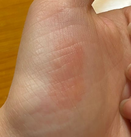 アンドバイロムアンド グラッシーボムティント/&nd by rom&nd/リップティントを使ったクチコミ(5枚目)