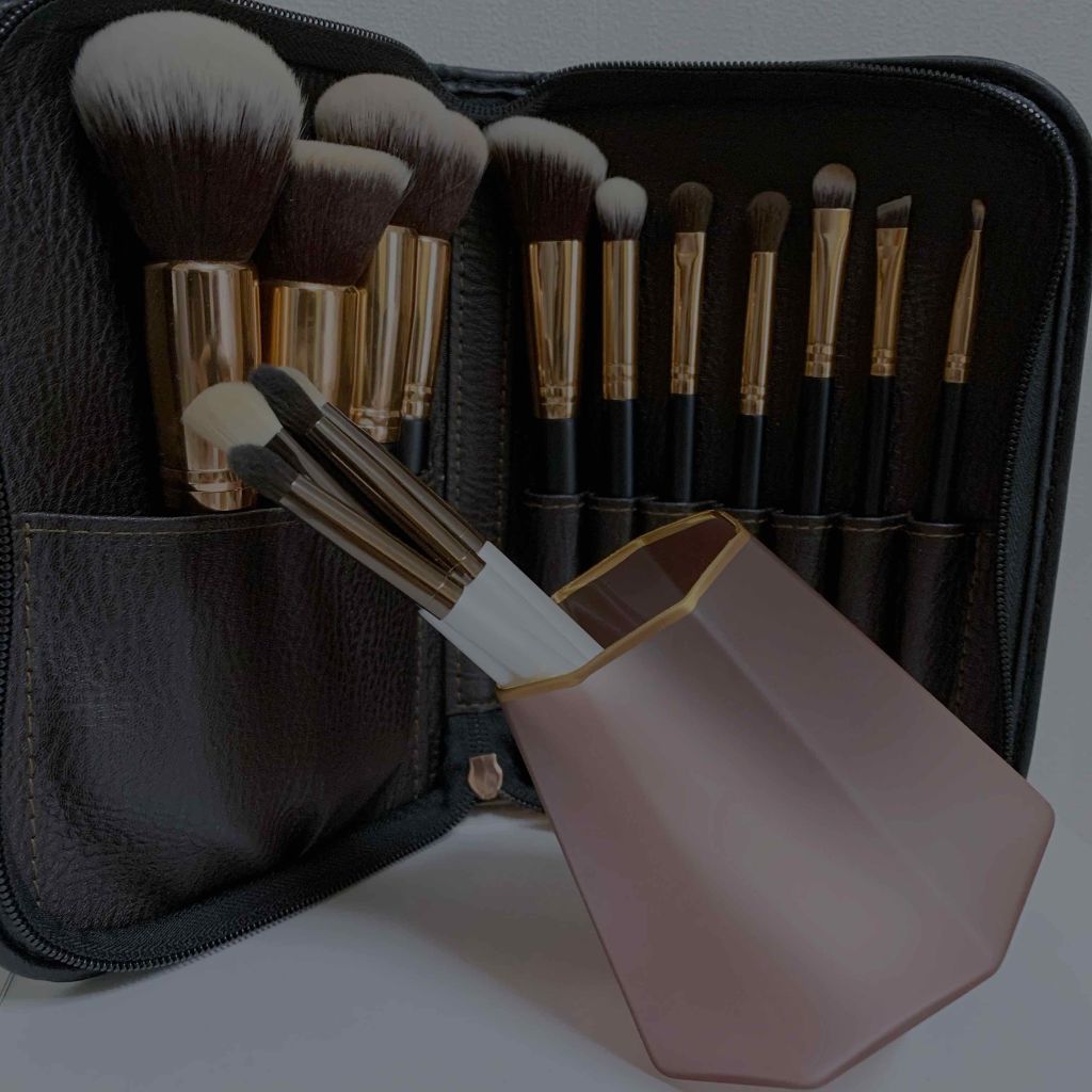 SIXPLUS ホワイトパール アイメイクブラシ 7本セット/SIXPLUS/メイクブラシを使ったクチコミ（1枚目）