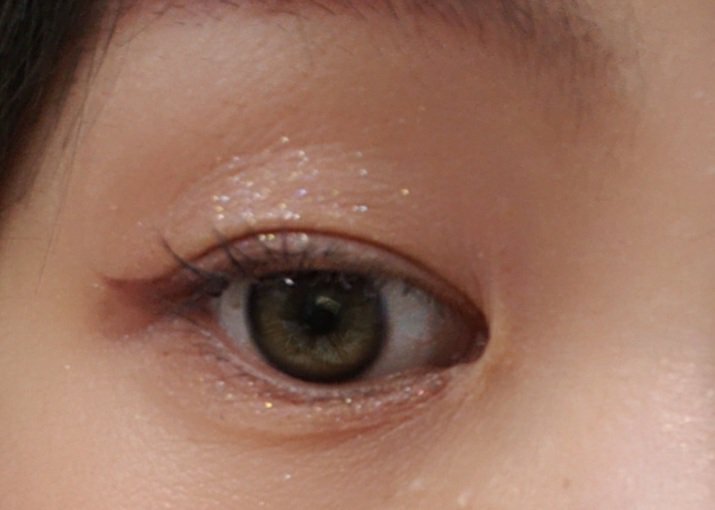 ソフトブラーリングアイパレット/wakemake/アイシャドウパレットを使ったクチコミ（3枚目）