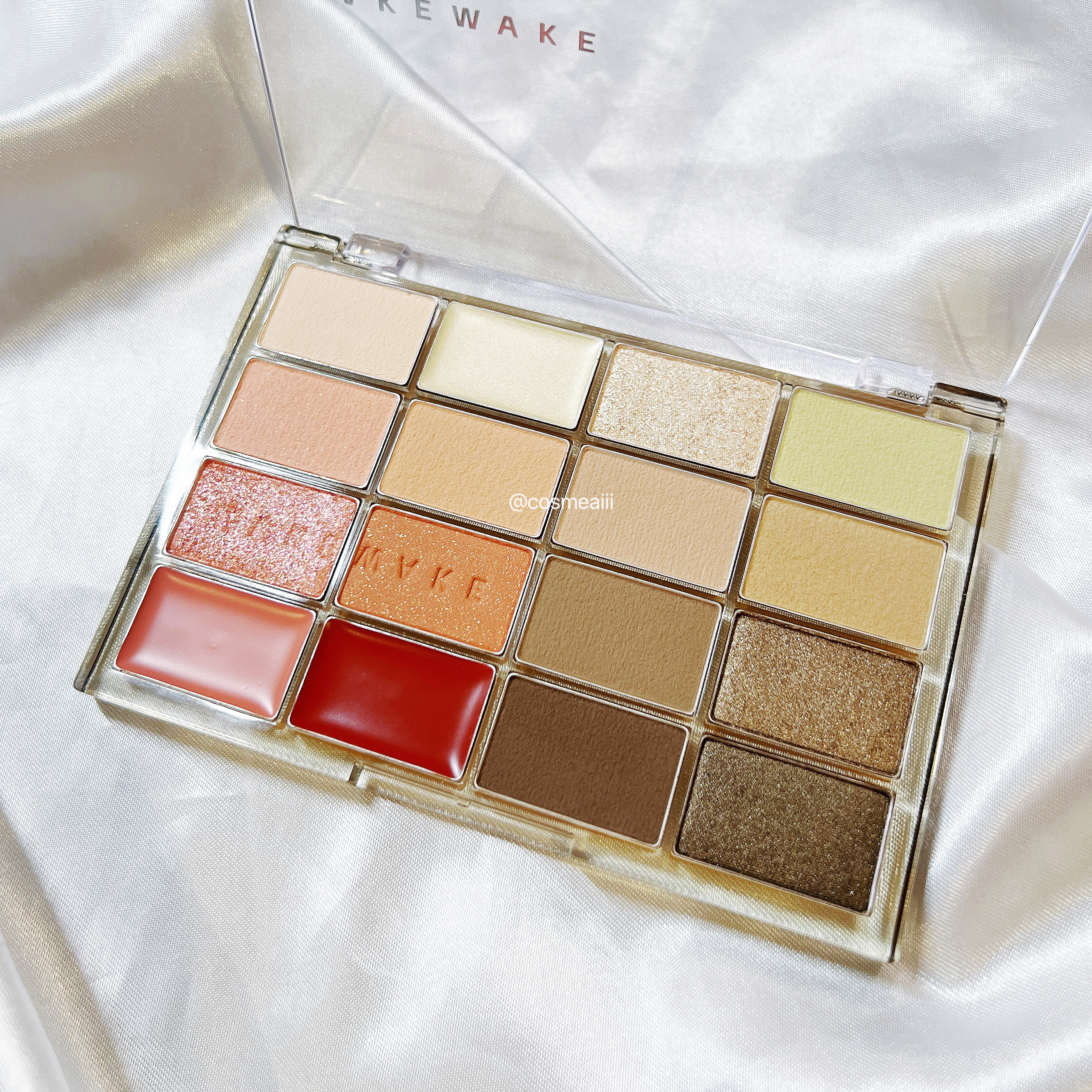 ソフトブラーリングアイパレット/wakemake/アイシャドウパレットを使ったクチコミ（3枚目）