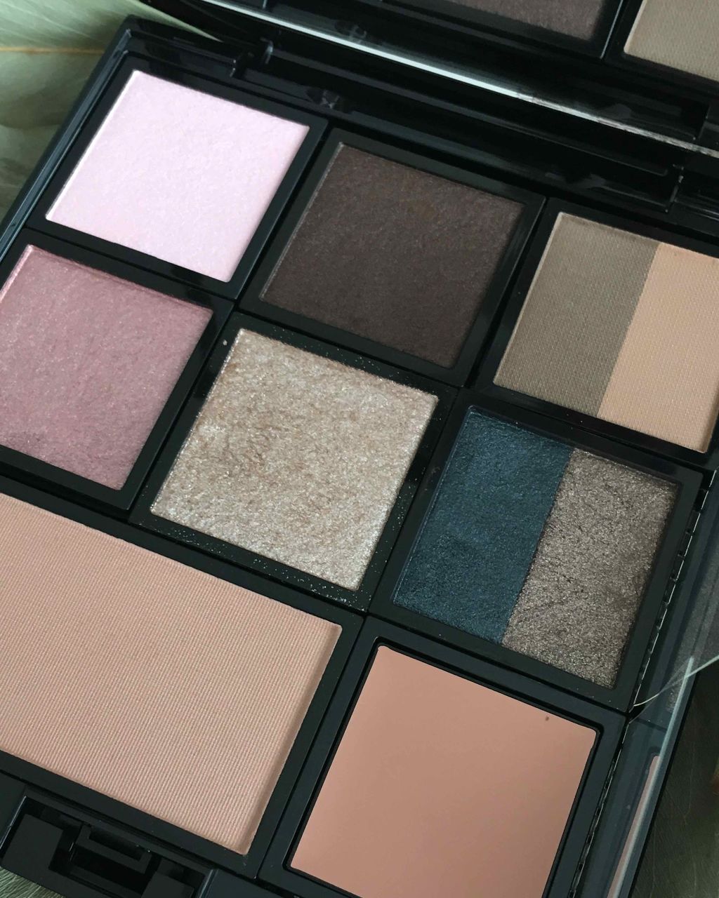 コンパクト 10 リミテッドエディション ザ アイコンシャス アディクション/ADDICTION/メイクアップキットを使ったクチコミ(2枚目)