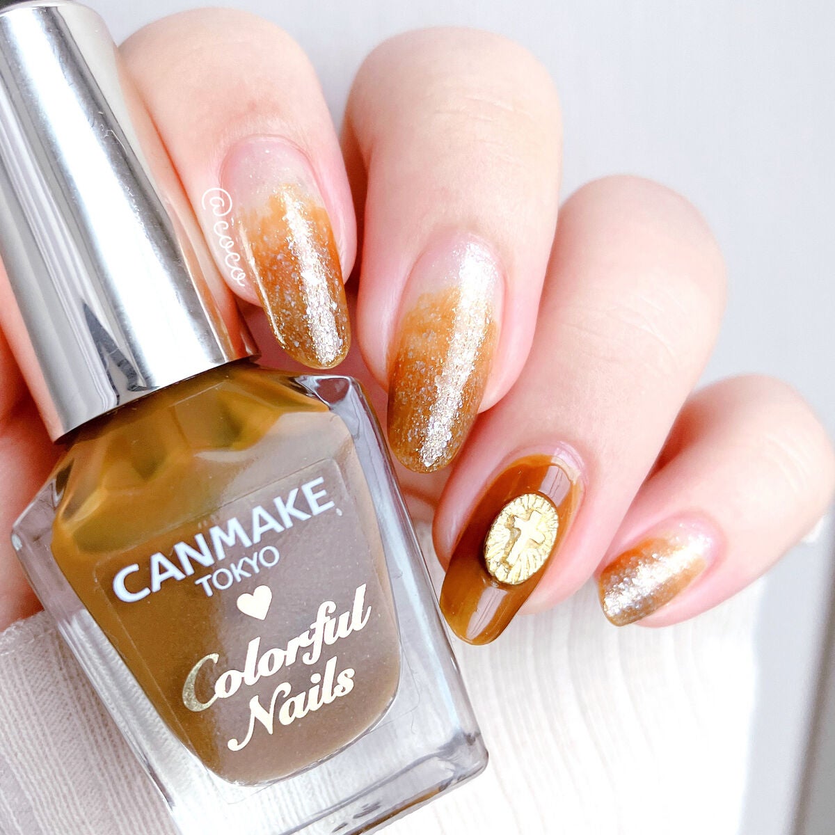 カラフルネイルズ/キャンメイク/マニキュアを使ったクチコミ(2枚目)