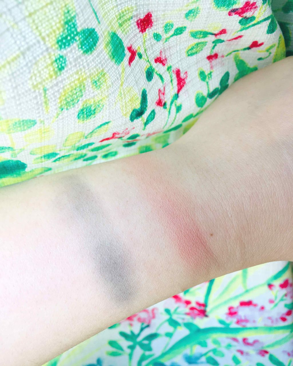 Satin Matte Blush/アリマピュア/パウダーチークを使ったクチコミ（3枚目）