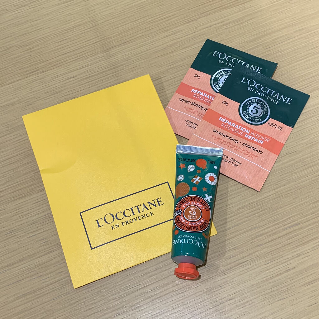 シア ホイップハンドクリーム ローズ/L'OCCITANE/ハンドクリームを使ったクチコミ（2枚目）