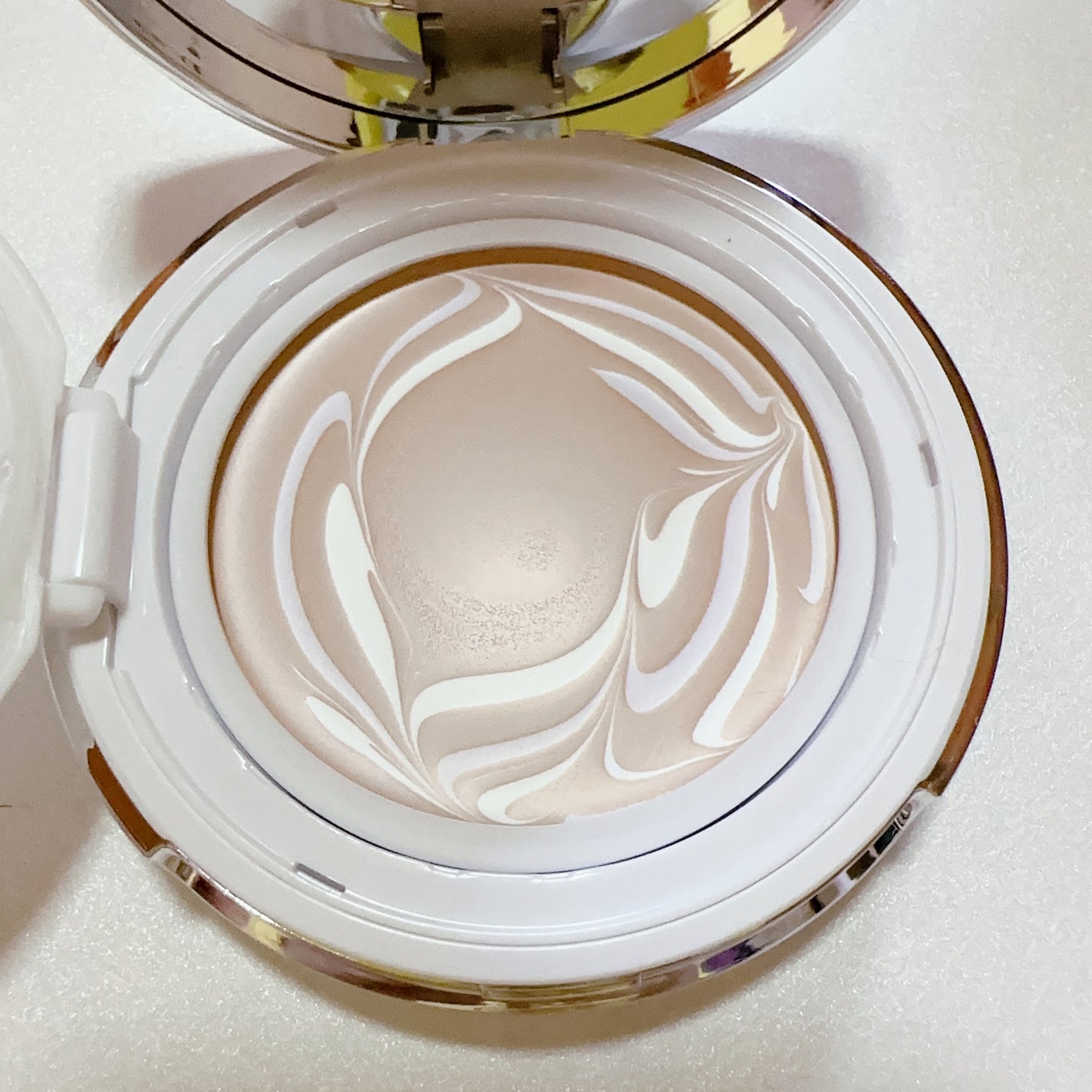 ダブル セラム バーム ファンデーション/Dr.Althea/クリーム・エマルジョンファンデーションを使ったクチコミ(4枚目)