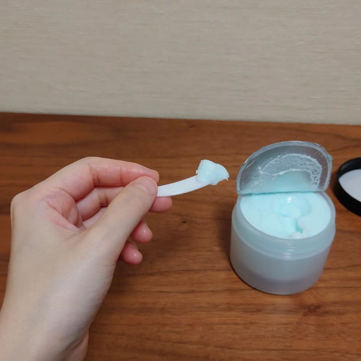 アクアフェイスポリッシャー/イエスパ/スクラブ・ゴマージュを使ったクチコミ（2枚目）