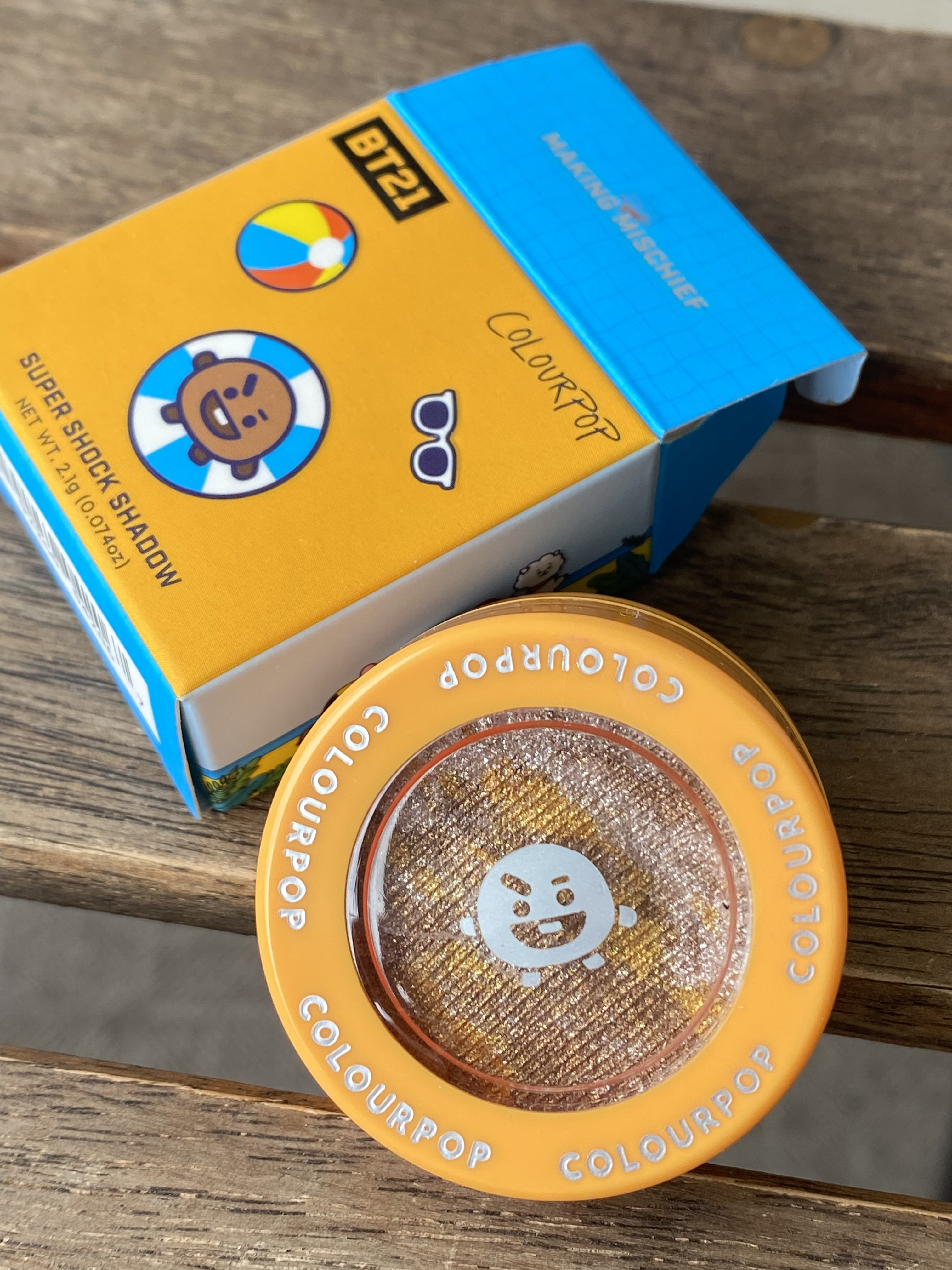  スーパーショックシャドウ / ColourPop