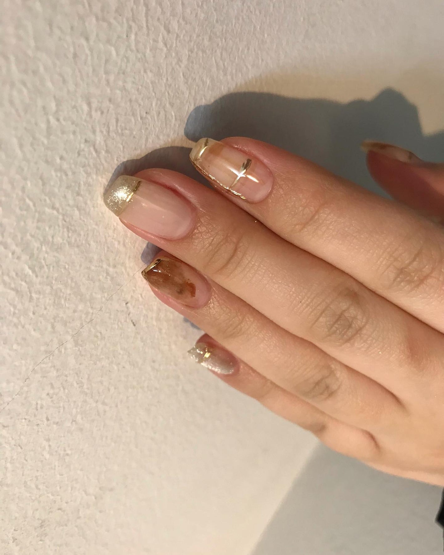 hiraichan on LIPS 「..⋆⸜Art120min⸝⋆...ニュアンスネイル....m..」(4枚目)