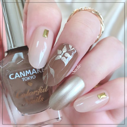 ネイルホリック Future Metal GD046/ネイルホリック/マニキュアを使ったクチコミ(2枚目)