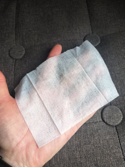 ビオレメイクの上からうるピタ肌持続シート/ビオレ/フェイスシートを使ったクチコミ(2枚目)