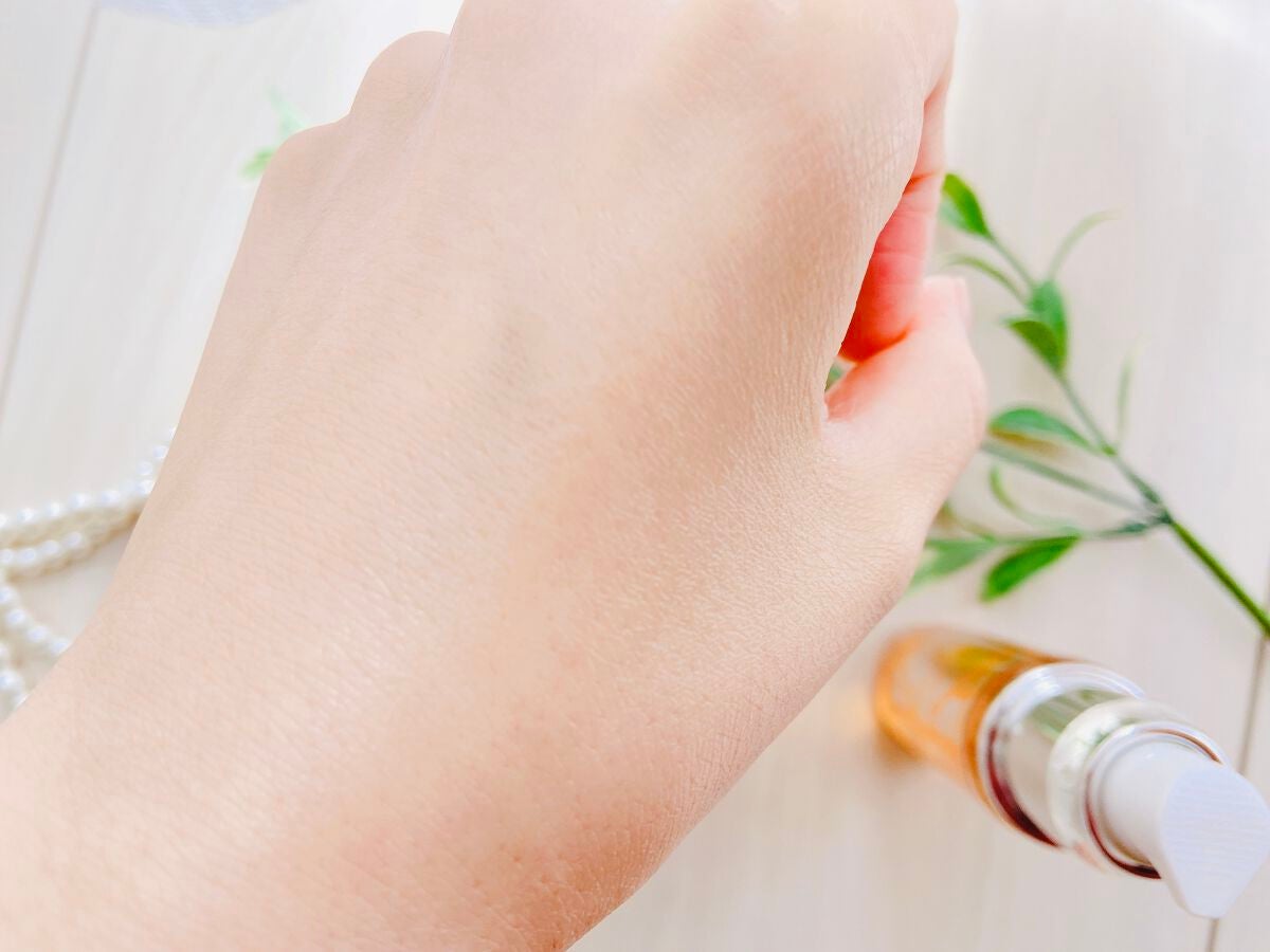 Ainaハイビスカスオイル/Natural Majesty/フェイスオイルを使ったクチコミ(6枚目)