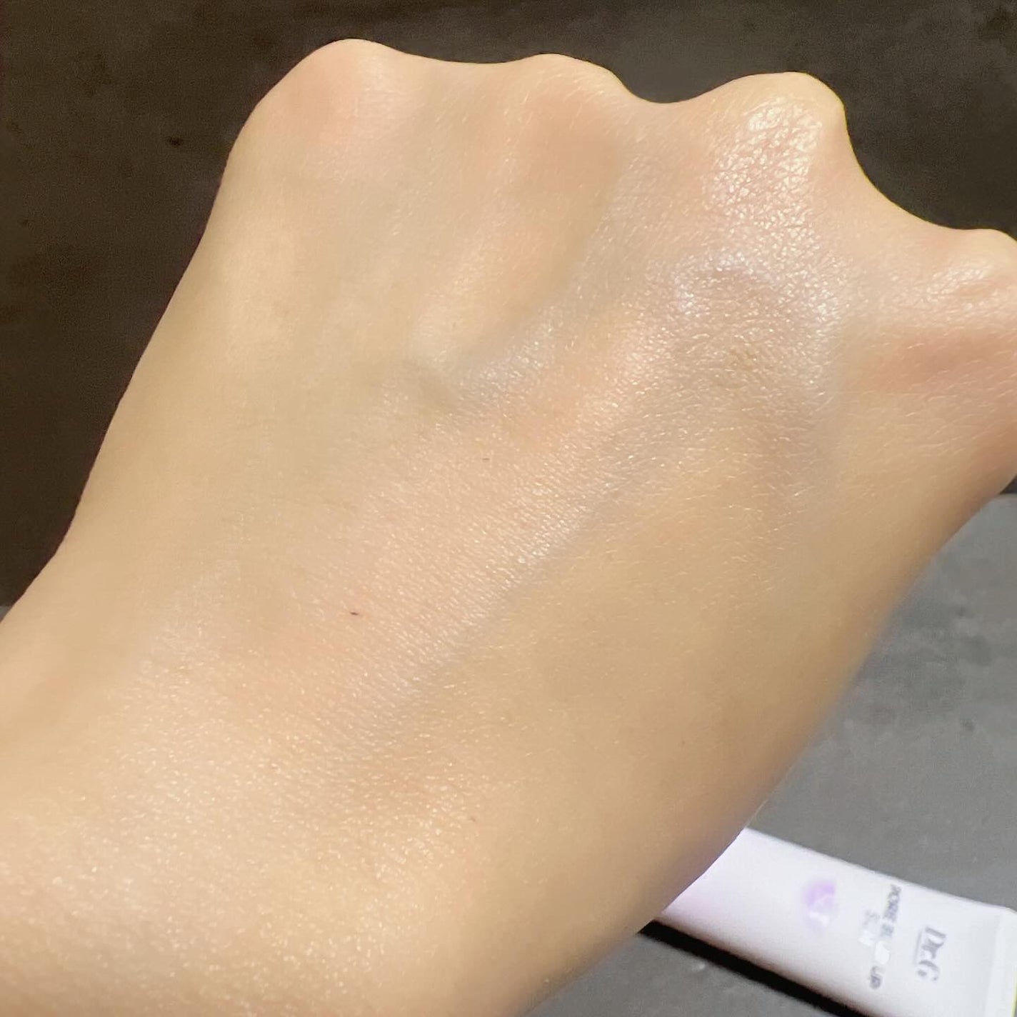 はち@フォロバ on LIPS 「Dr.G@dr.g_official_jpポアブラーアップサン..」(5枚目)