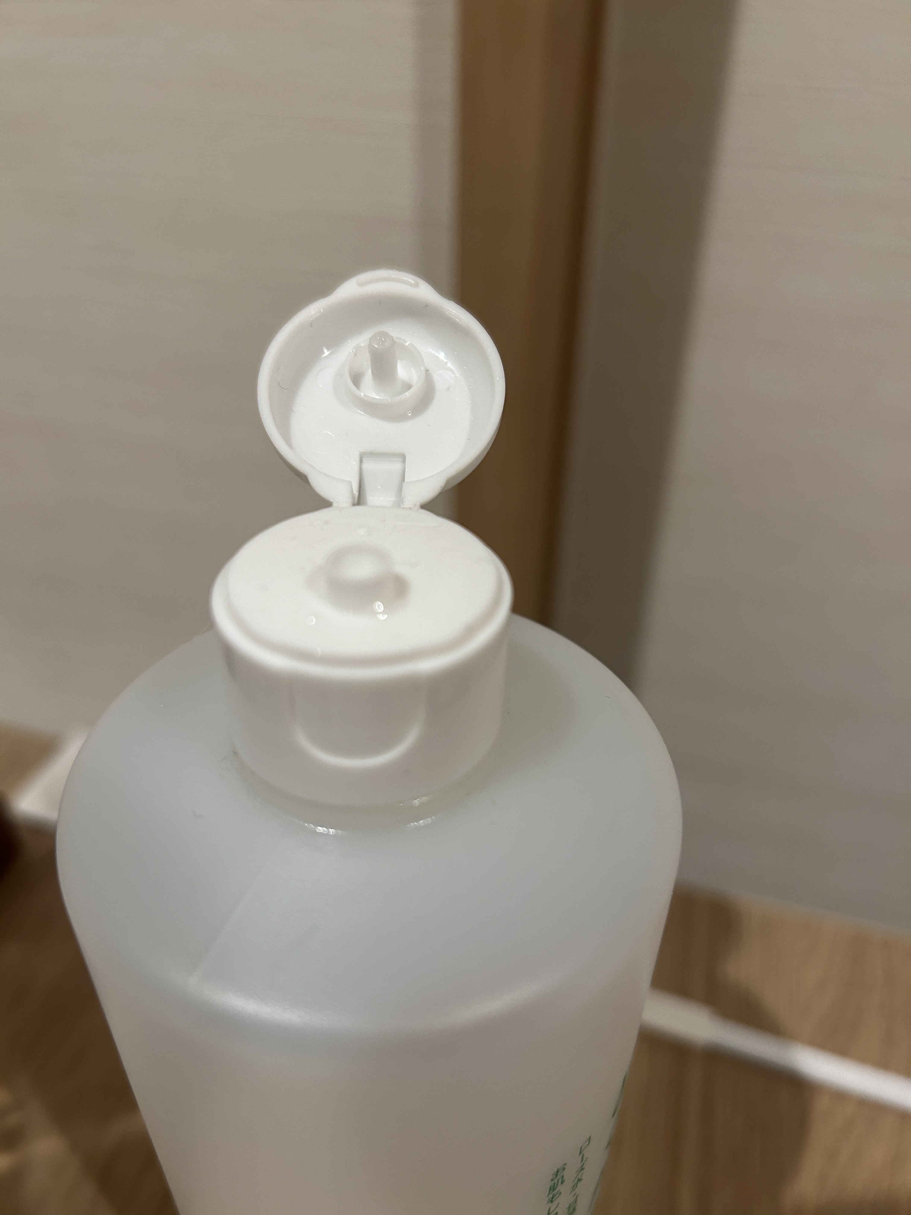 CHINOSHIO どくだみ化粧水(ナチュラルスキンローション)のクチコミ「しゃばしゃば沢山使える化粧水🎶


【概要】
●500㎖
●どくだみ化粧水
●ほんのりローズの.....」（3枚目）