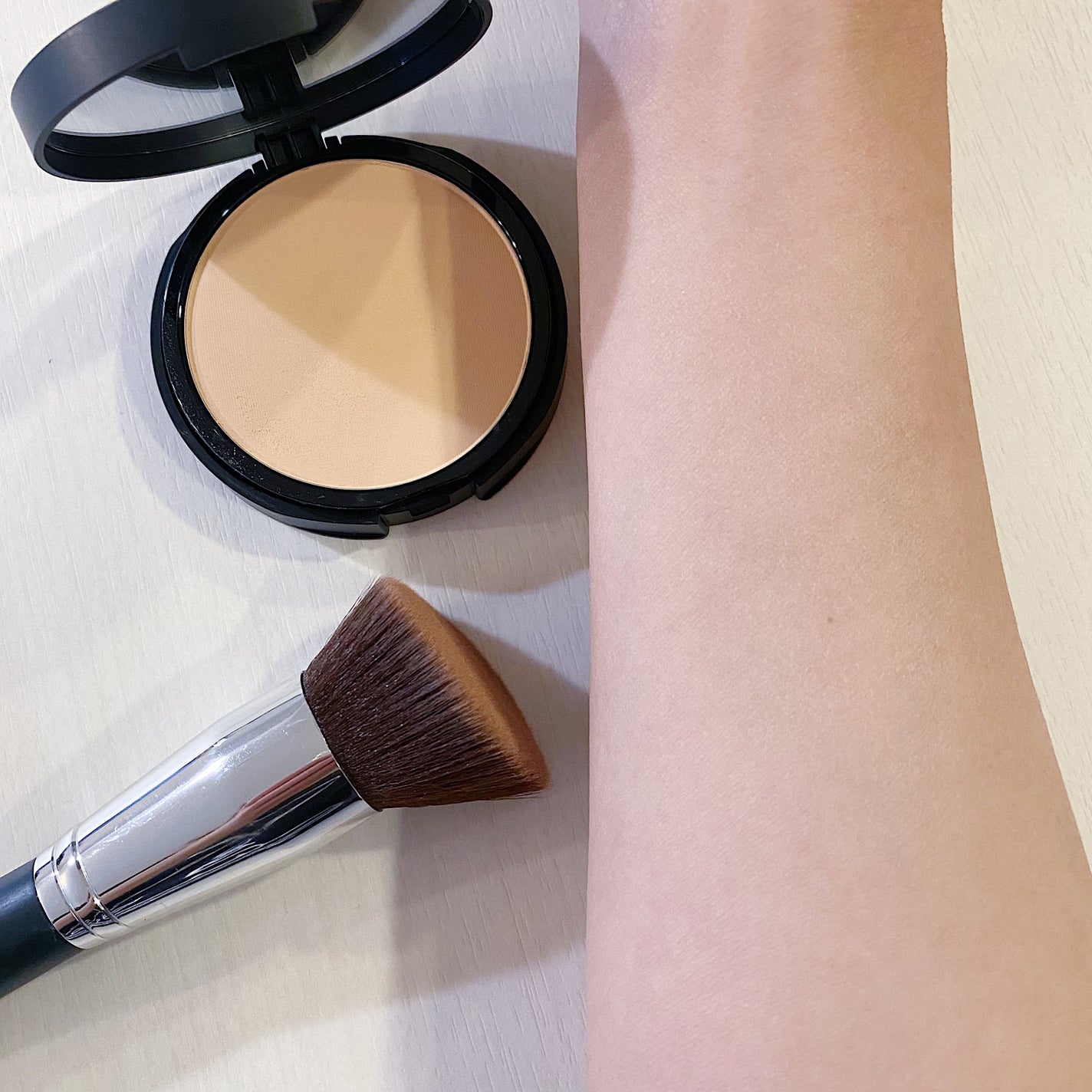 ベアプロ 24HR パウダー ファンデーション/bareMinerals/パウダーファンデーションを使ったクチコミ(4枚目)