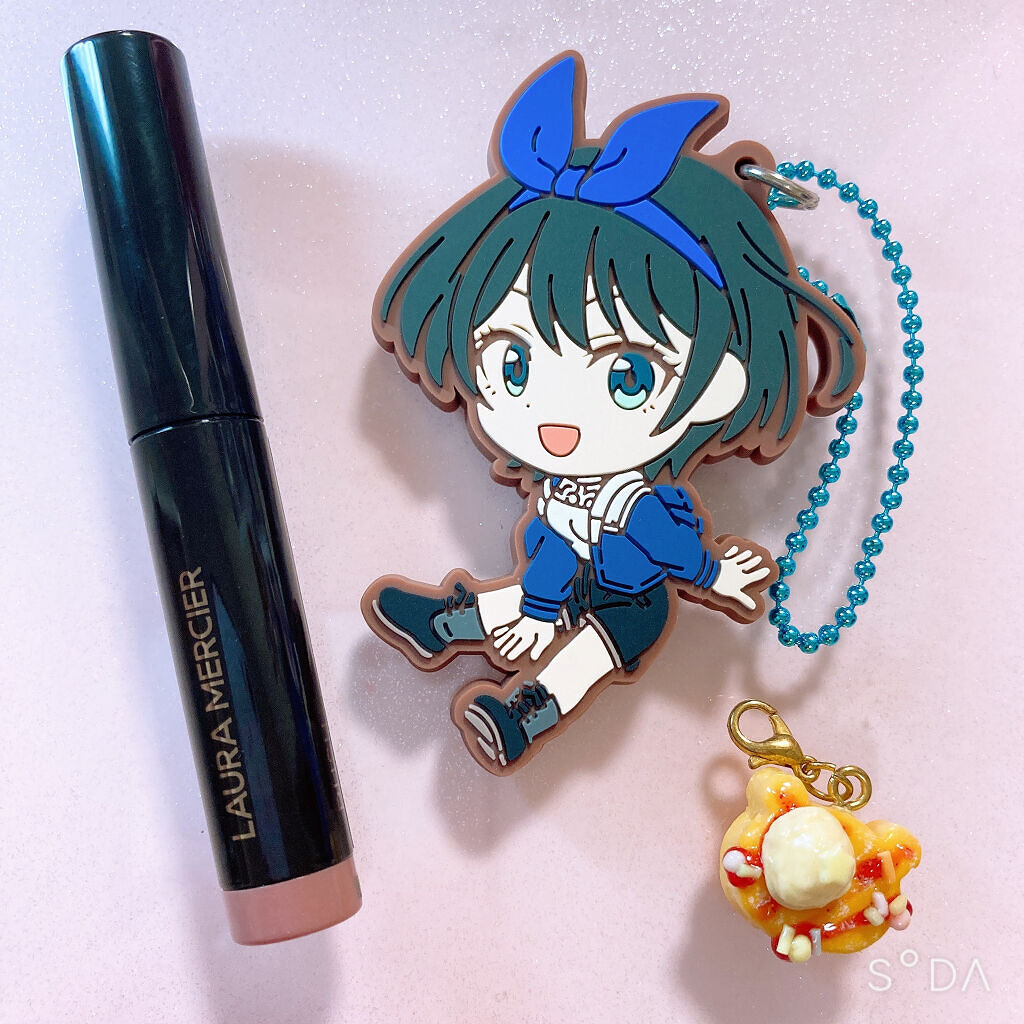 laura mercier 
キャビアスティック アイカラー 26 RUSH🫐

クレヨンのような柔らかな描き心地のスティックタイプアイカラー。
よれやすい目もとにしっかりフィットし、なめらかなラインを描けます。
また、指先でぼかせば奥行