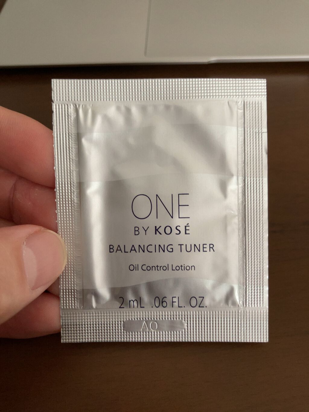 ONE BY KOSE バランシング チューナーのクチコミ「ONE BY KOSEバランシング チューナー

無色透明、シャバシャバの化粧水ですね。

サ.....」（1枚目）