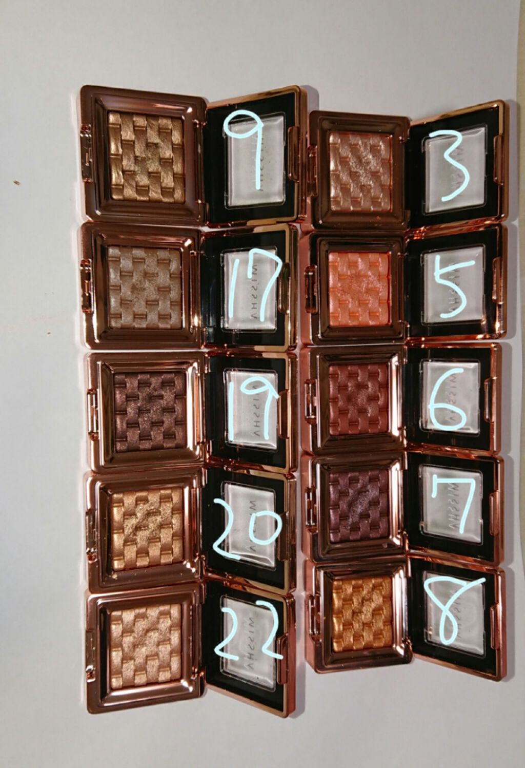 モダンアイシャドウ イタルプリズム/MISSHA/単色アイシャドウを使ったクチコミ（2枚目）