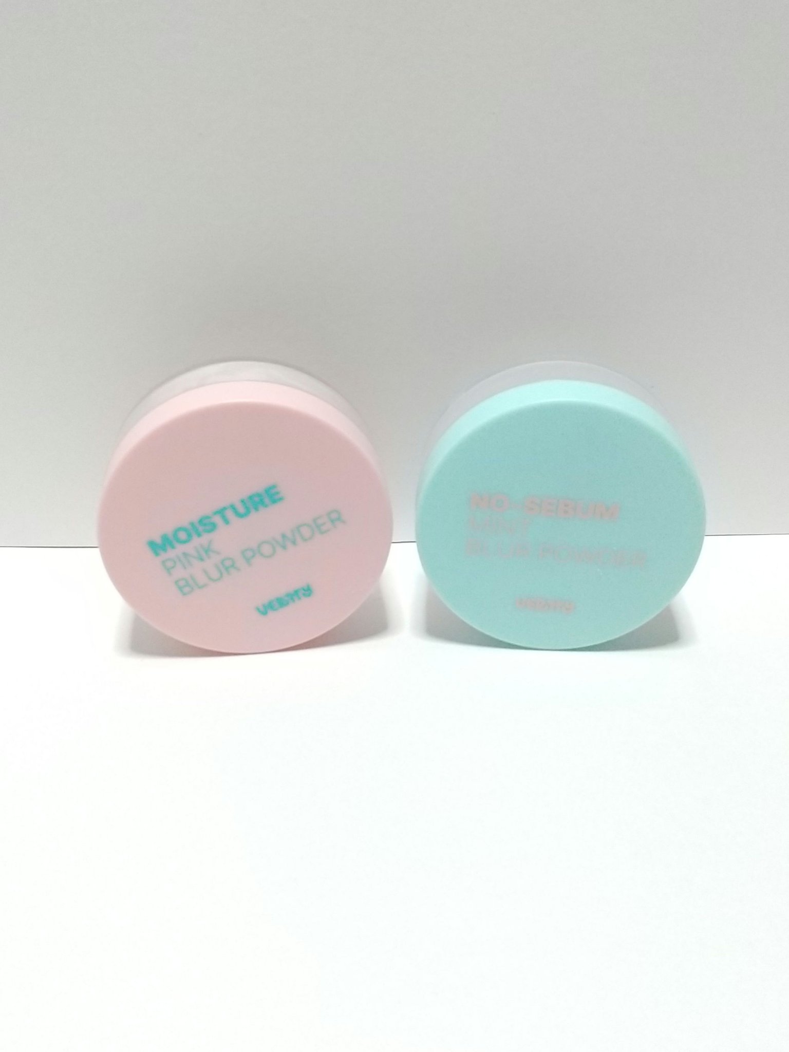 モイスチャーピンクブラーパウダー/Vertty/ルースパウダーを使ったクチコミ（2枚目）