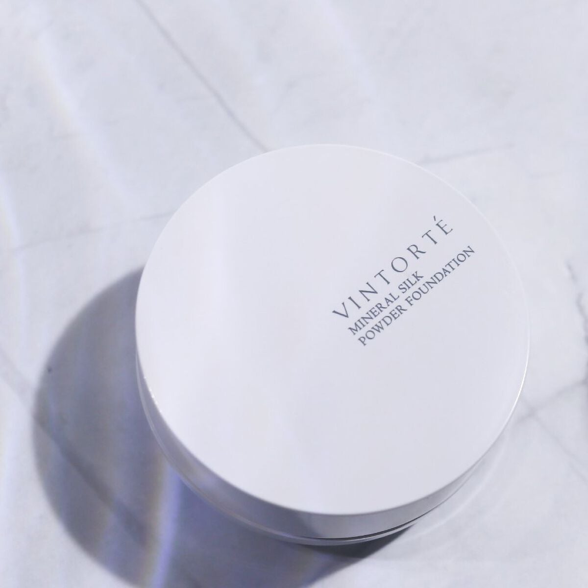 ミネラルシルクファンデーション(ケース・パフ付)/ヴァントルテ/パウダーファンデーションを使ったクチコミ(1枚目)