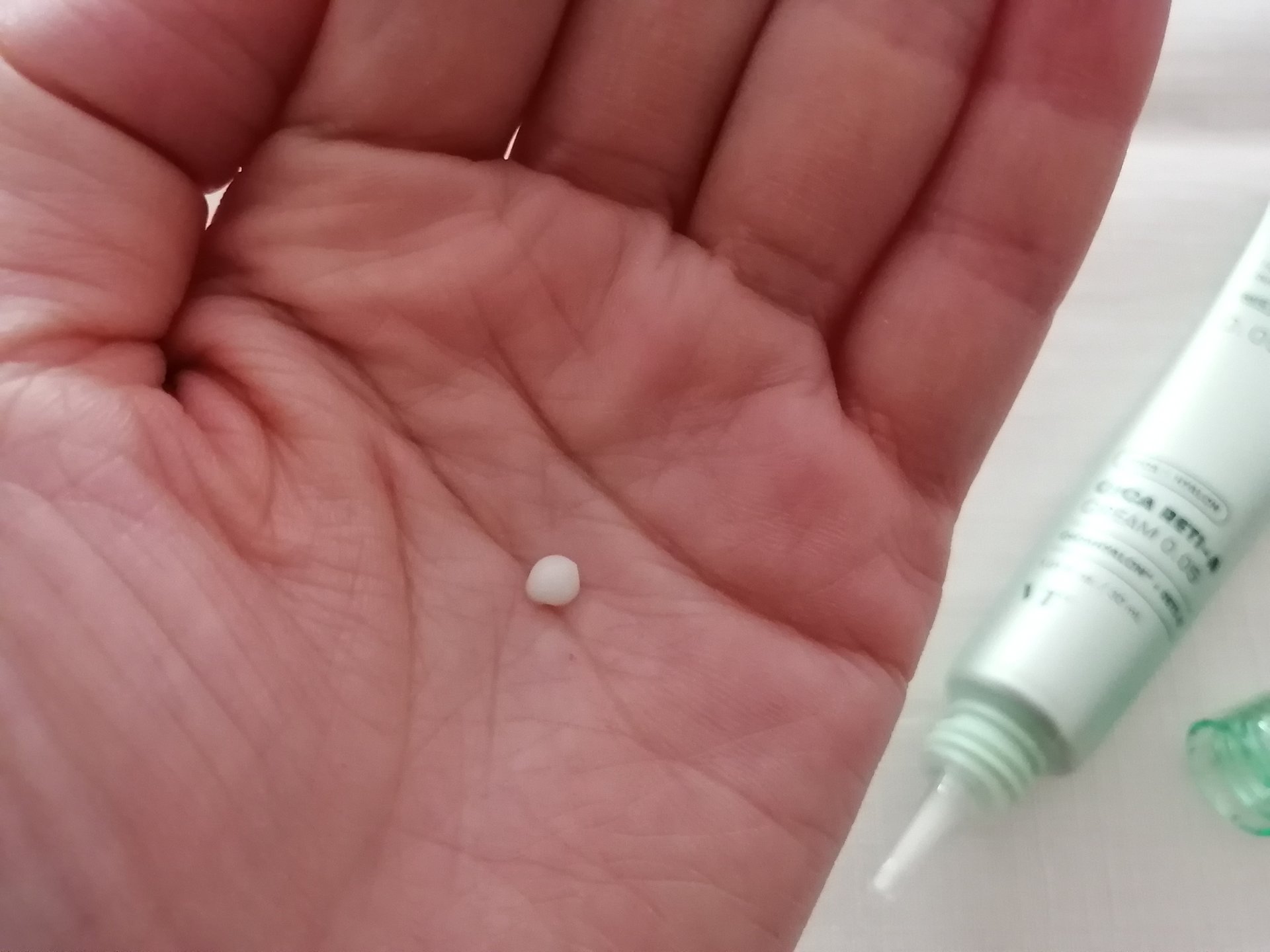 シカレチA クリーム0.05/VT/フェイスクリームを使ったクチコミ（3枚目）