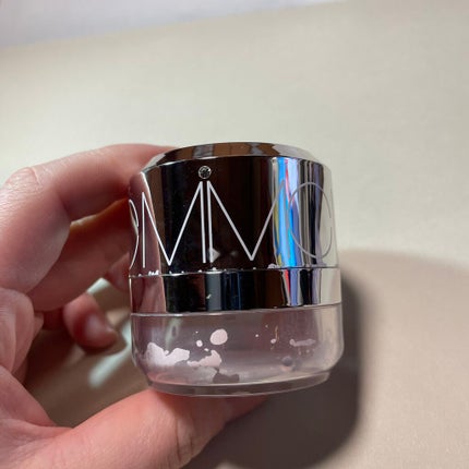 ナチュラルホワイトニング ミネラルパウダーサンスクリーン(ポンポンタイプ)/MiMC/日焼け止めパウダーを使ったクチコミ(1枚目)