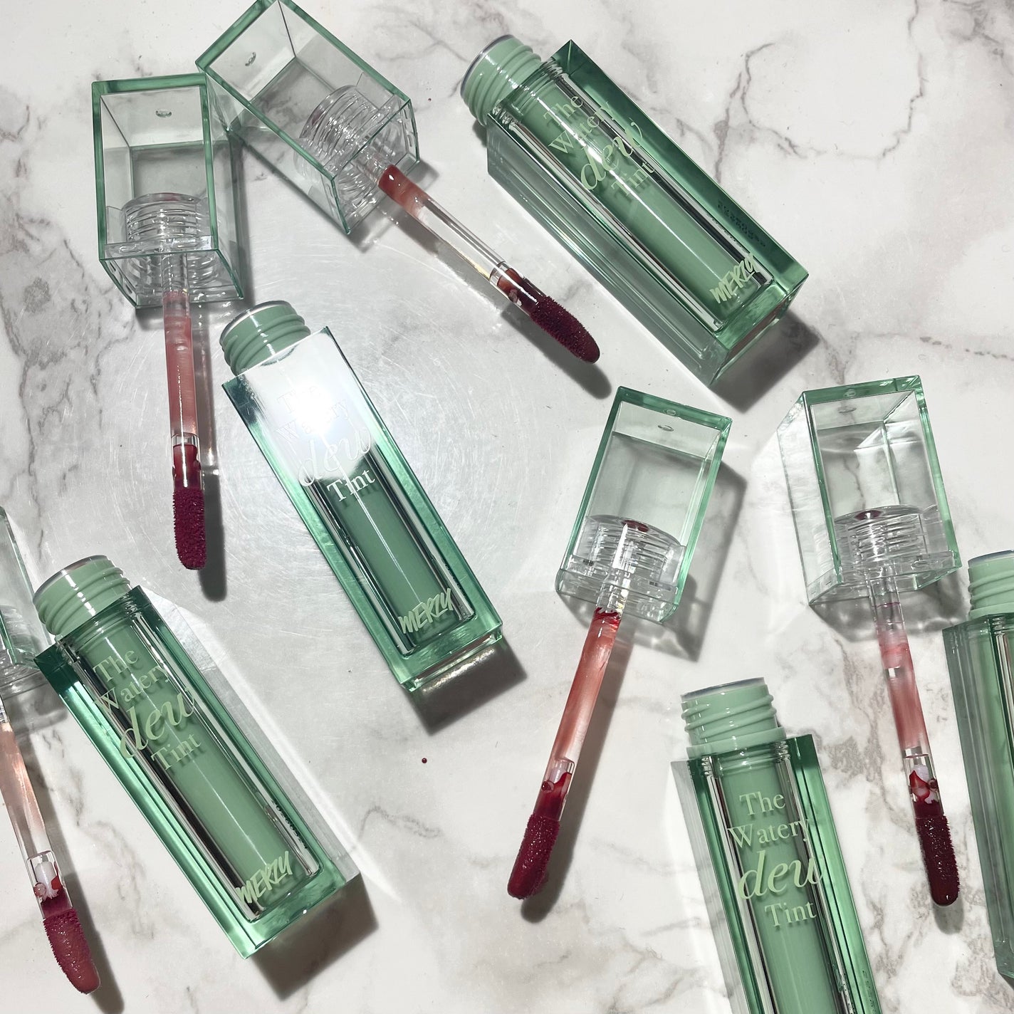 ザ ウォータリーデューティント/MERZY/リップティントを使ったクチコミ(2枚目)