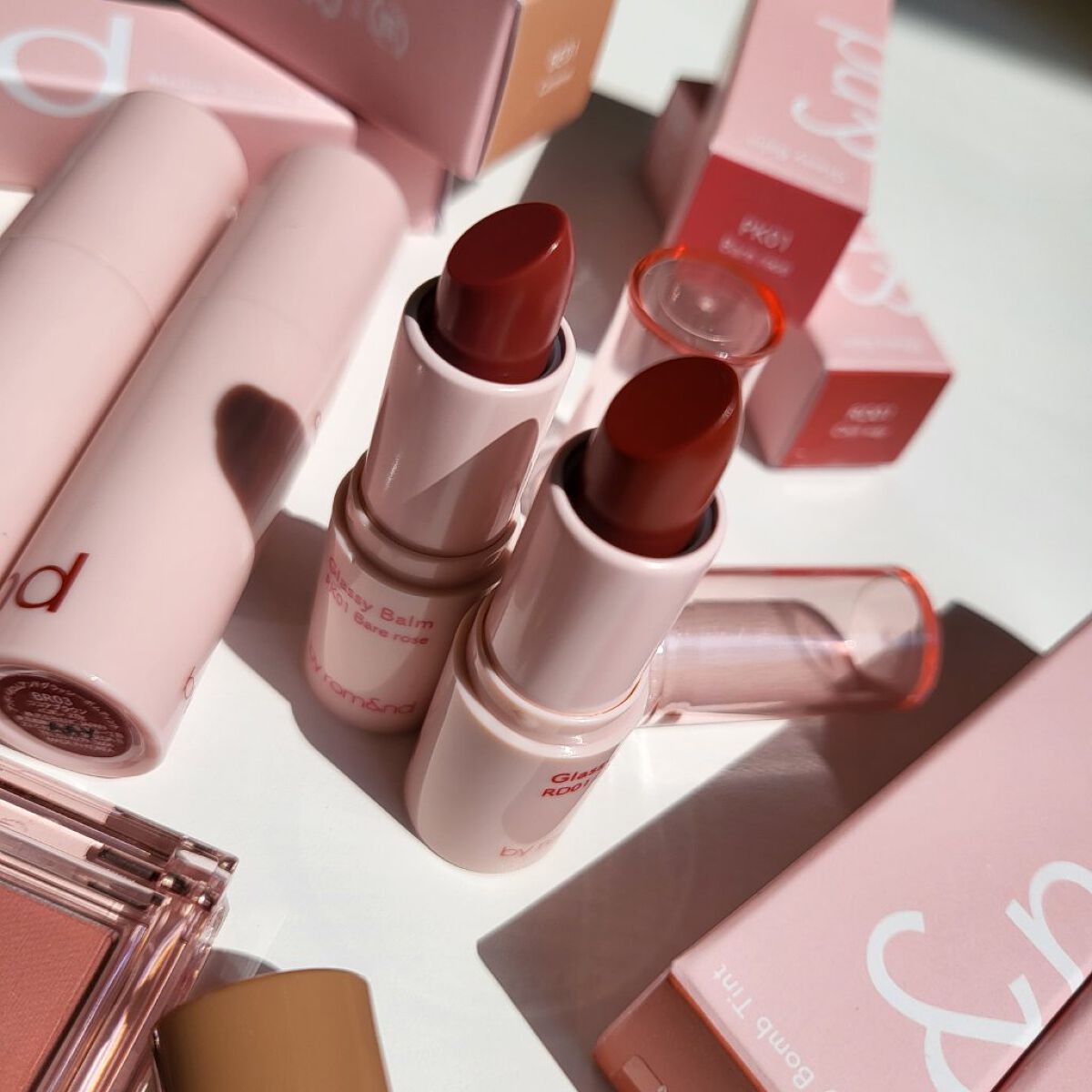 アンドバイロムアンド　グラッシーボムティント/&nd by rom&nd/リップティントを使ったクチコミ（3枚目）