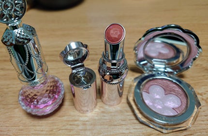 ジルスチュアート リップグロウ セラムバーム 09 chiffon dress/JILL STUART/リップバームを使ったクチコミ(1枚目)