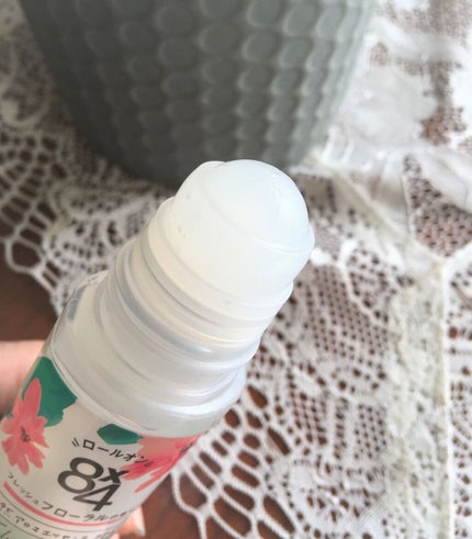 ロールオン フレッシュフローラルの香り/8x4/デオドラント・制汗剤を使ったクチコミ(3枚目)