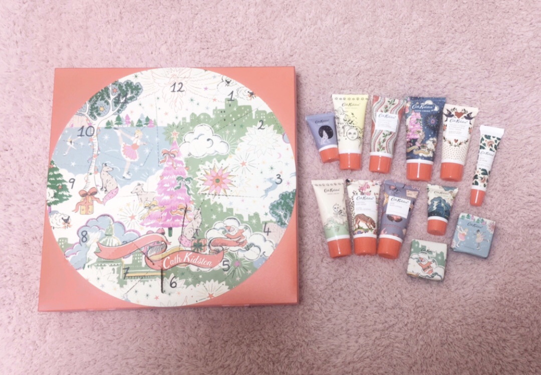 キャス・キッドソン ハーフアドベントカレンダーのクチコミ「＿＿＿♥

キャス・キッドソン ハーフアドベントカレンダー

⸜❤︎⸝レッドベリー＆シダーウッ.....」（1枚目）