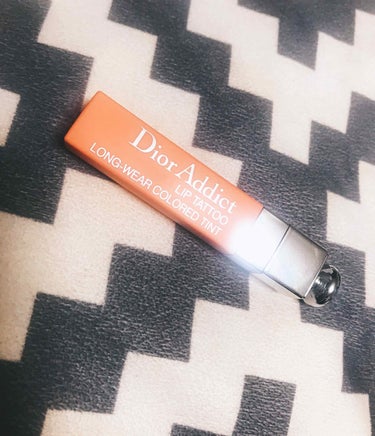 #デパコス #Dior #ティント #リップ

初めてDiorでコスメを買いました🙋🏼‍♀️

Diorアディクトリップティント341 ライチ

マンゴーの香りがして
マンゴー好きな私には嬉しいです←
