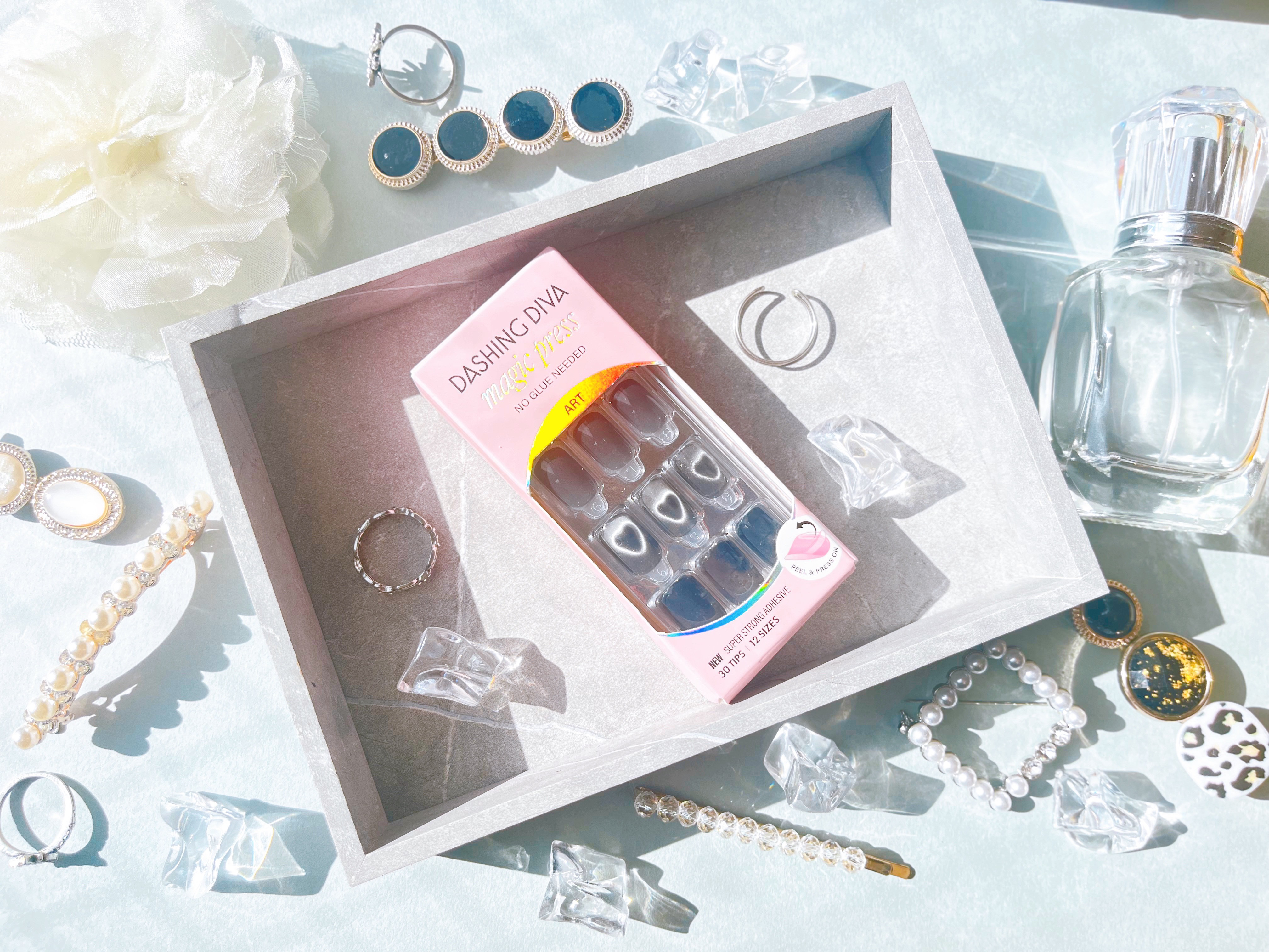 DASINGDIVA  MAGICPRESS  TIMELESS EDITION/DASHINGDIVA MAGICPRESS/ネイルチップ・パーツを使ったクチコミ（1枚目）