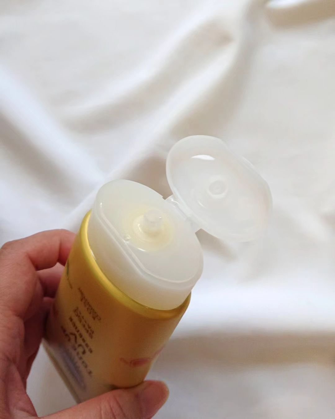 サンカットR トーンアップUV エッセンス/サンカット®/日焼け止めローションを使ったクチコミ（2枚目）