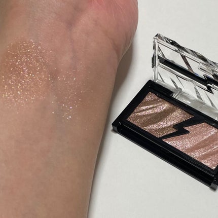 エレクトリックショックアイズ /KATE/アイシャドウパレットを使ったクチコミ(2枚目)