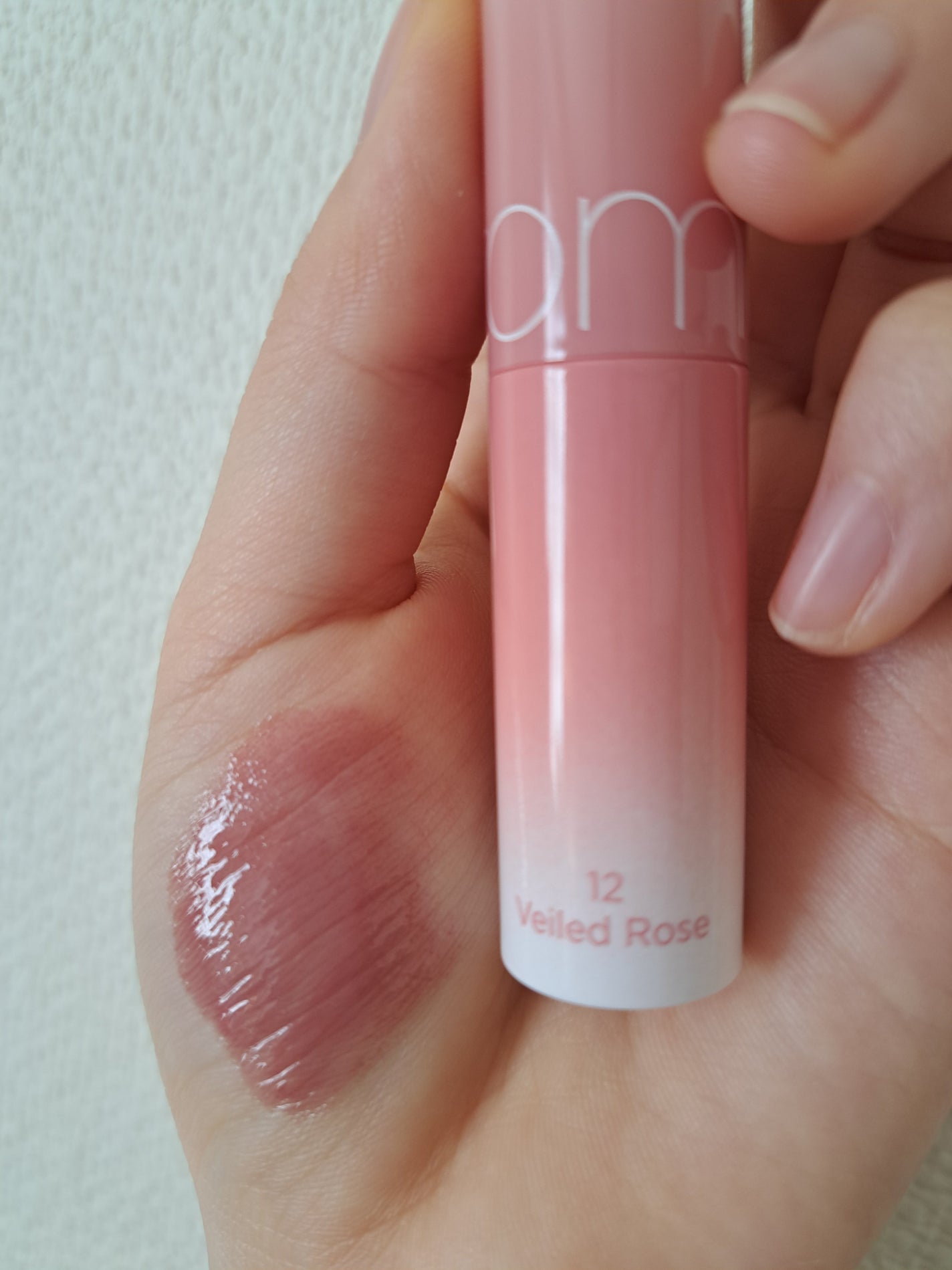 グラスティングメルティングバーム/rom&nd/リップバームを使ったクチコミ(2枚目)