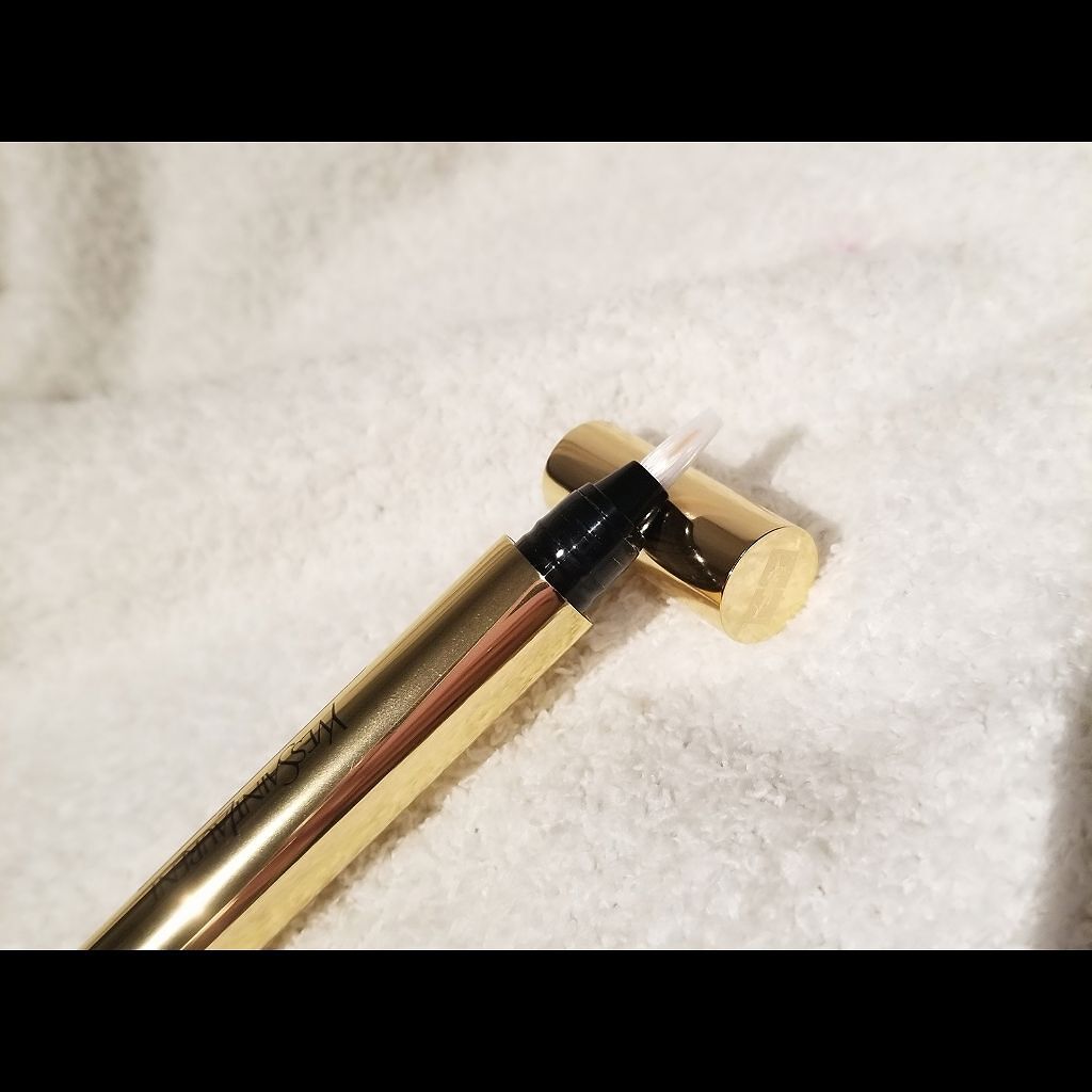 ラディアント タッチ/YVES SAINT LAURENT BEAUTE/リキッドコンシーラーを使ったクチコミ(2枚目)