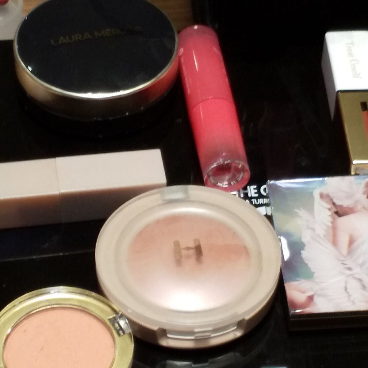 フローレス ルミエール ラディアンス パーフェクティング クッション/ローラ メルシエ/クッションファンデーションを使ったクチコミ(4枚目)