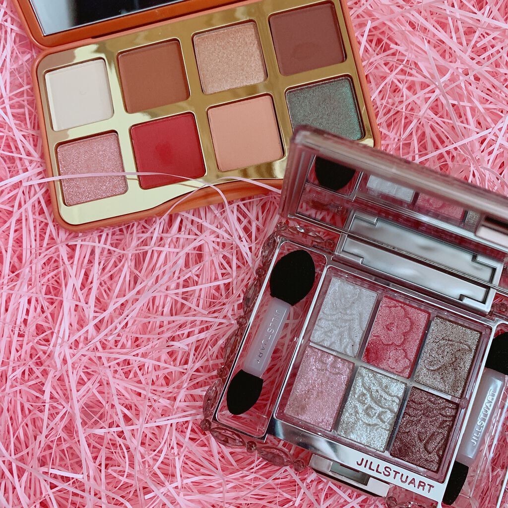  フォビドゥン フルーツケーキ ミニ アイシャドウ パレット/Too Faced/アイシャドウパレットを使ったクチコミ（2枚目）